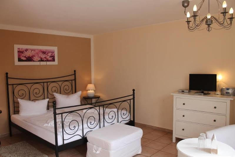 Hotel Garni Auszeit Boltenhagen  Εξωτερικό φωτογραφία